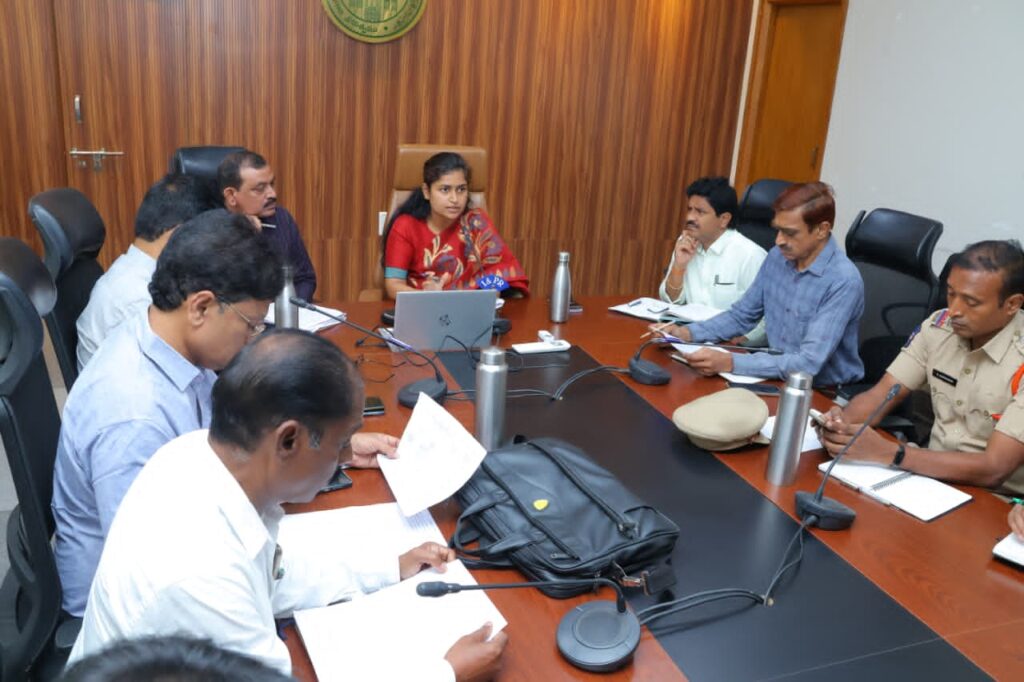 భద్రకాళి చెరువు పూడికతీత