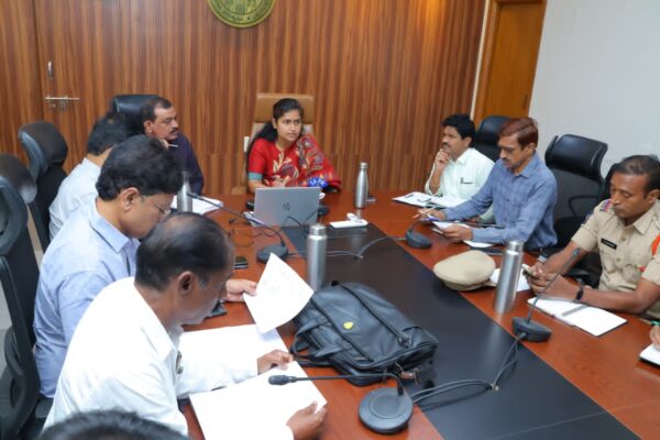 భద్రకాళి చెరువు పూడికతీత